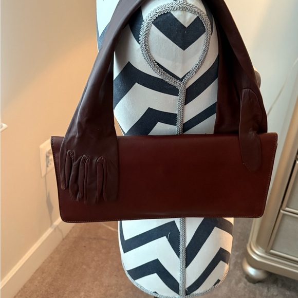 Handbags - Elegant Brown Leather Purse